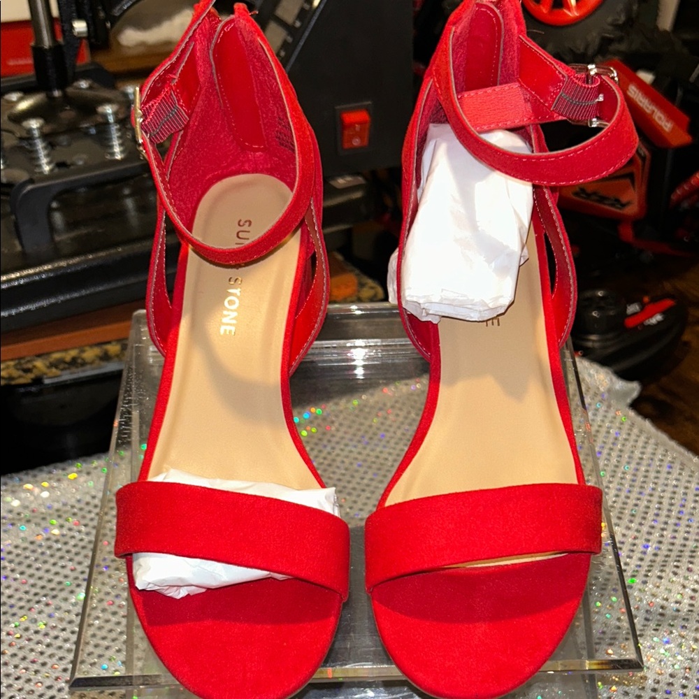 Sun + Stone Red Suede Block Heel Sandals Size 7M Ankle Strap